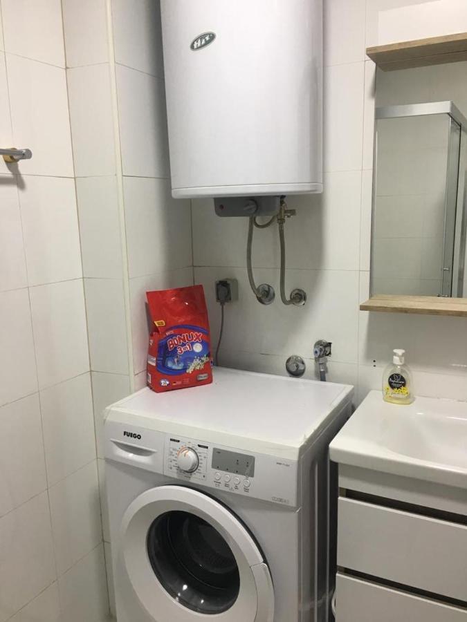 Two Rooms And Kitchen, Bathroom With Balcony Apartment Скопье Экстерьер фото